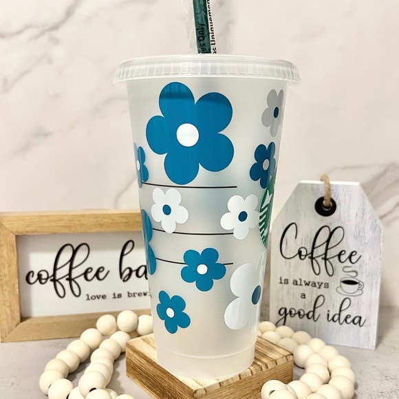 💙Teal and Powder Blue Retro Daisy Starbucks Cup💙 - Picture 2 of 4